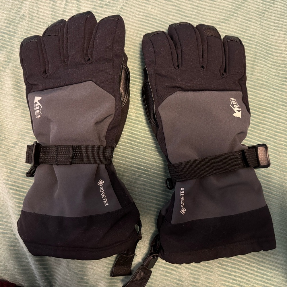 REI Gore-Tex Gloves!